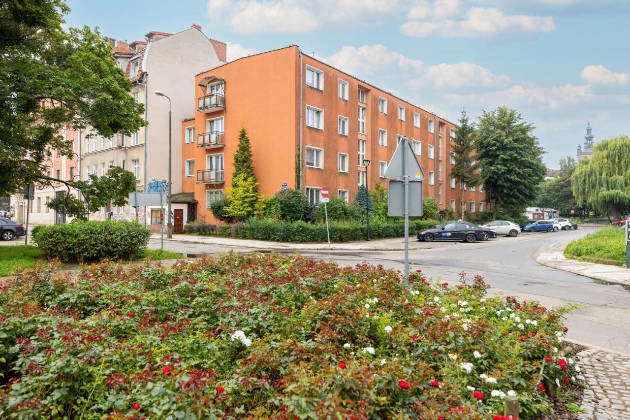 Beautiful One Bedroom Apartment Zamkowa By Rent Like Home Gdańsk Eksteriør billede