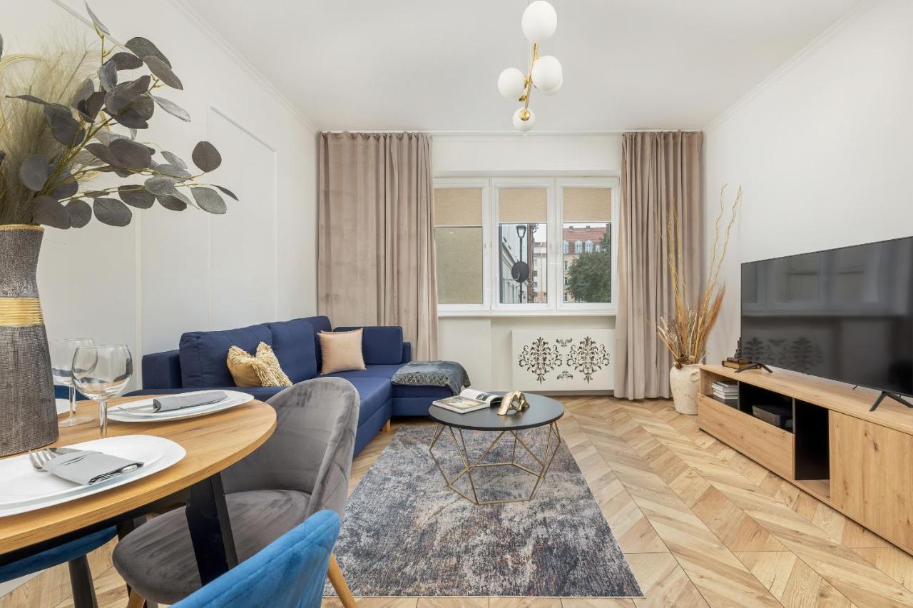 Beautiful One Bedroom Apartment Zamkowa By Rent Like Home Gdańsk Eksteriør billede