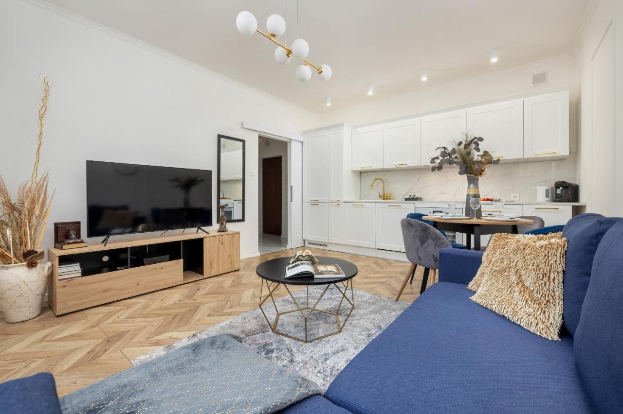 Beautiful One Bedroom Apartment Zamkowa By Rent Like Home Gdańsk Eksteriør billede